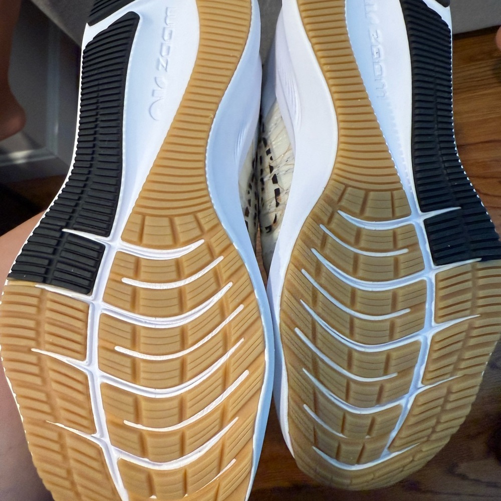 Nike Women's Cream and Leopard Print Athletic Shoes - Picture 5 of 5